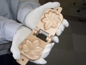 金属加工企業のサービス化への挑戦(1)：“作ること”と“伝えること” －戸田有紀